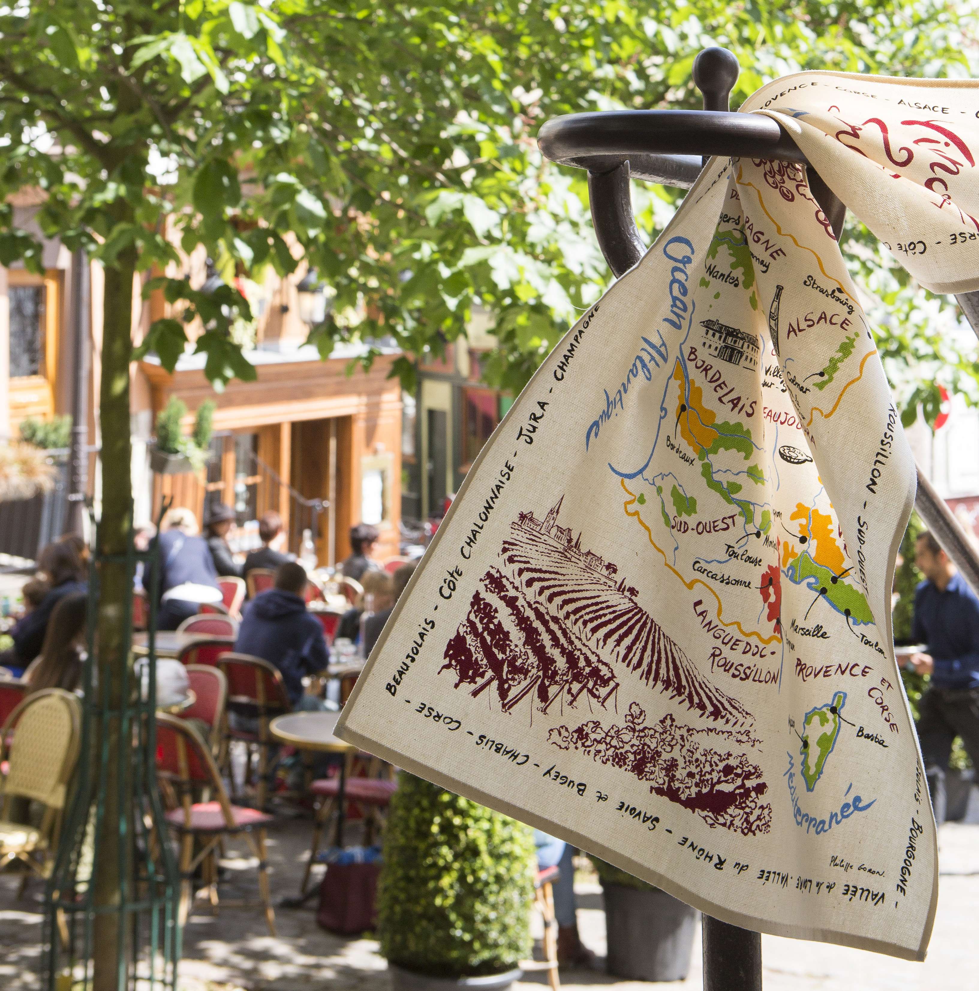 http://mabelleprovence.com/cdn/shop/collections/French-Provence-blue-linen-dishtowel.jpg?v=1647026165