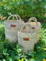 Round woven basket