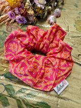 Les Indiennes de Nîmes "Indian Rose" Scrunchie