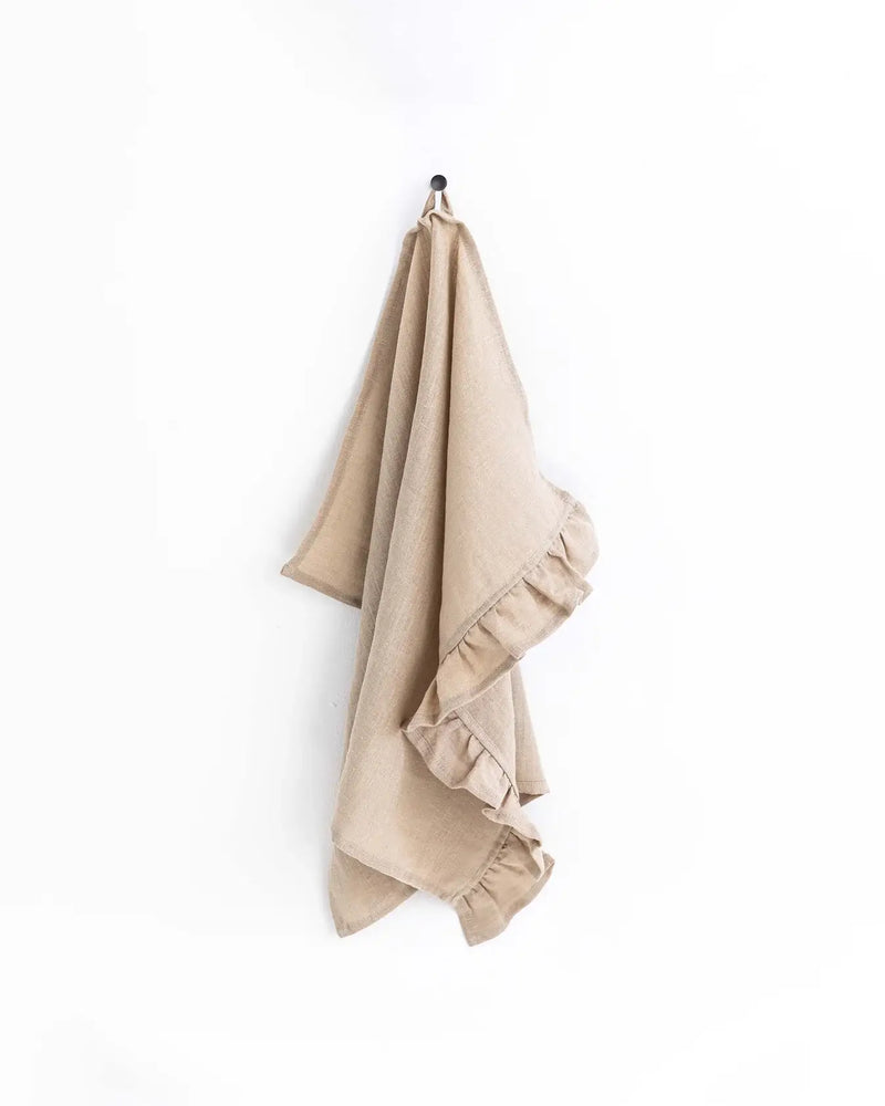 Ruffle Linen Towel - Natural