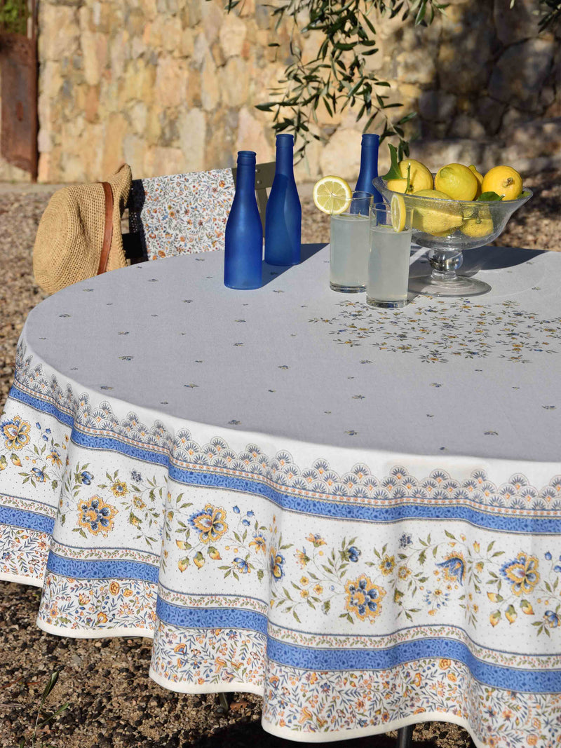 Round "Beaucaire" Cream & Blue Tablecloth